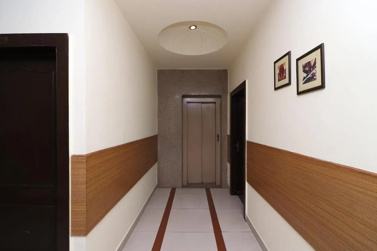 Oyo 389 Hotel Applee Inn Gurgaon